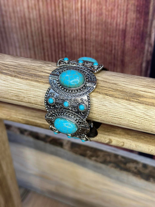 Turquoise Concho Strech Bracelet